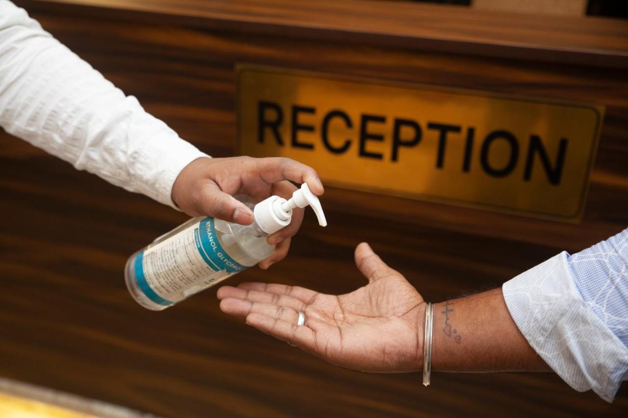 Sm Royal Stay Hotel - Near Bangalore International Airport Devanahalli エクステリア 写真