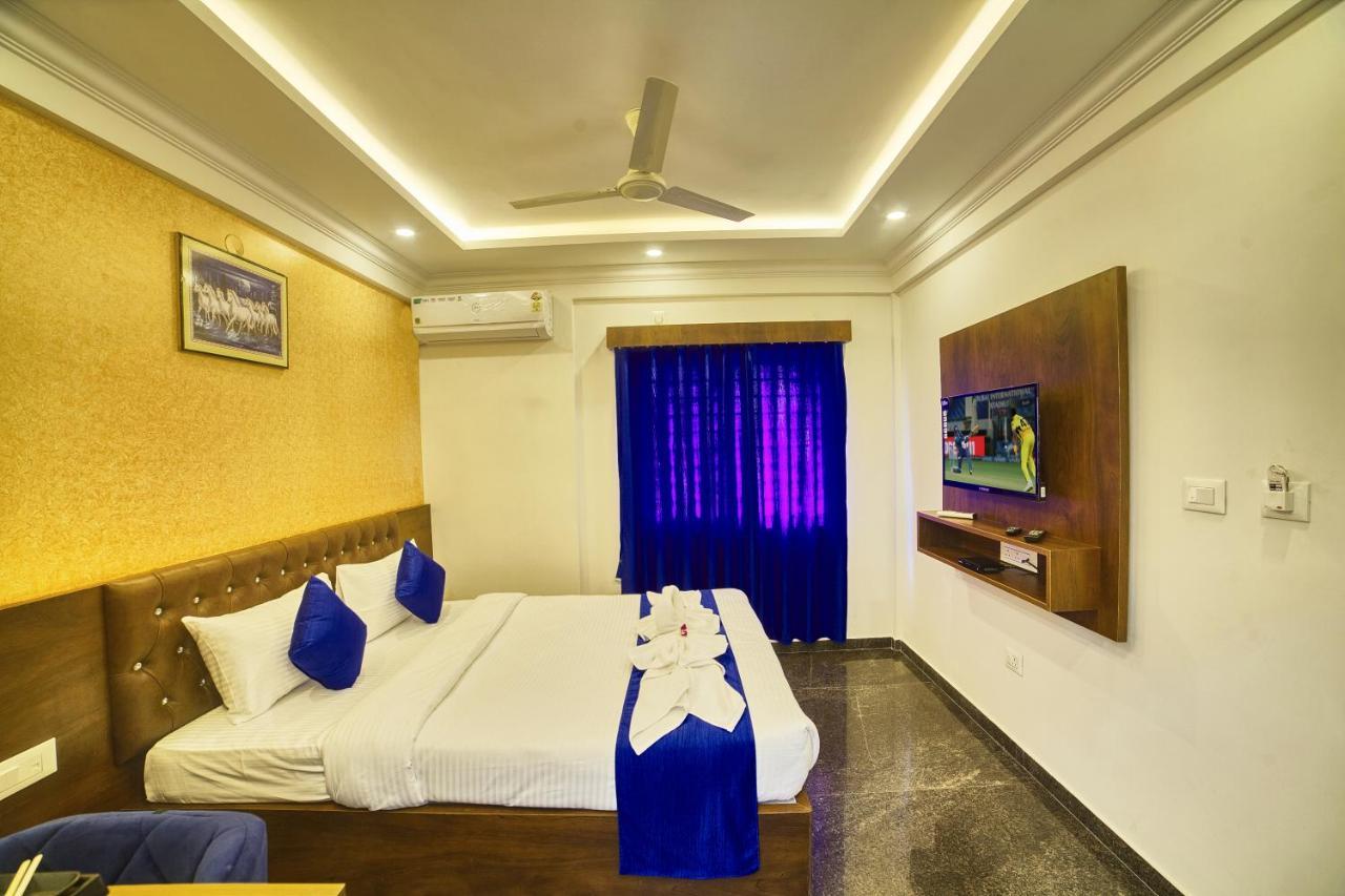 Sm Royal Stay Hotel - Near Bangalore International Airport Devanahalli エクステリア 写真